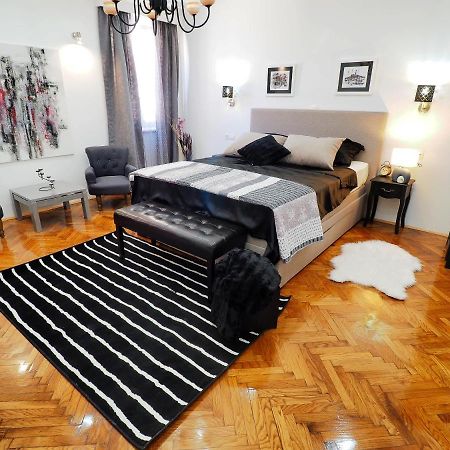 Deluxe Zoya Centar Apartment พูลา ห้อง รูปภาพ